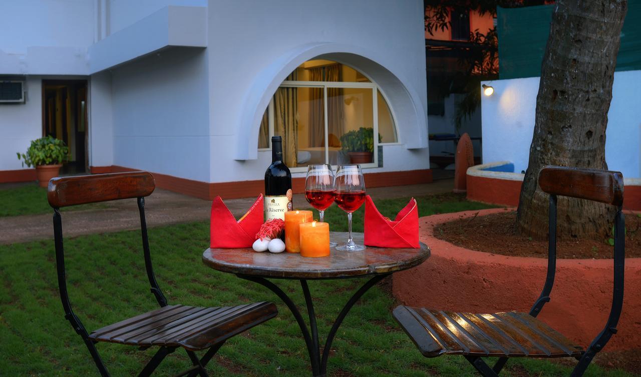 Hotel Treehouse Stamp Colva Exterior foto